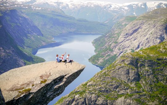 Hiking to Trolltunga (Troll’s tongue)