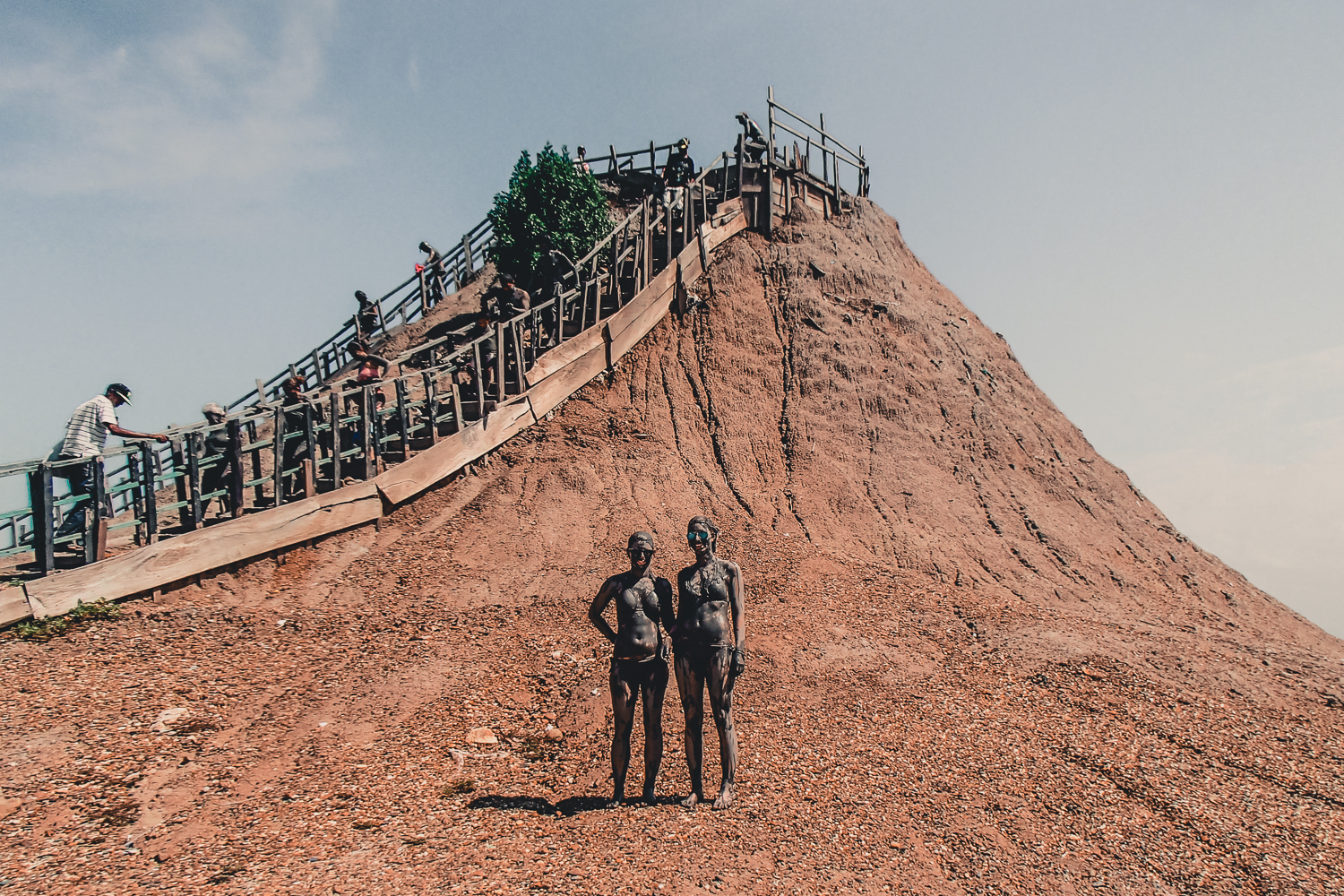 Lerbad i Totumo Mud Volcano - en märklig upplevelse