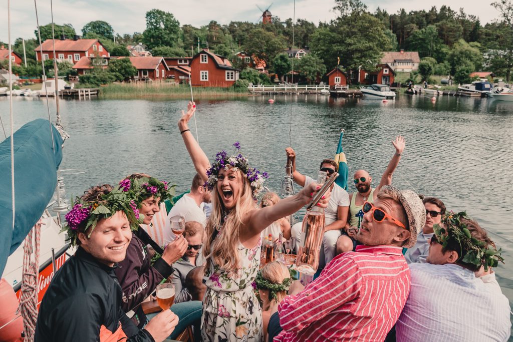 S Firar Du Midsommar P B sta S tt I Stockholms Sk rg rd s-firar-du-midsommar-p-b-sta-s-tt-i-stockholms-sk-rg-rd